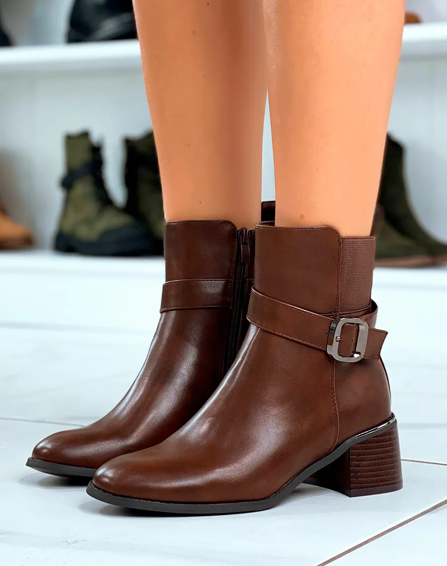 Bottines Marron à Talon et Sangle Argentée