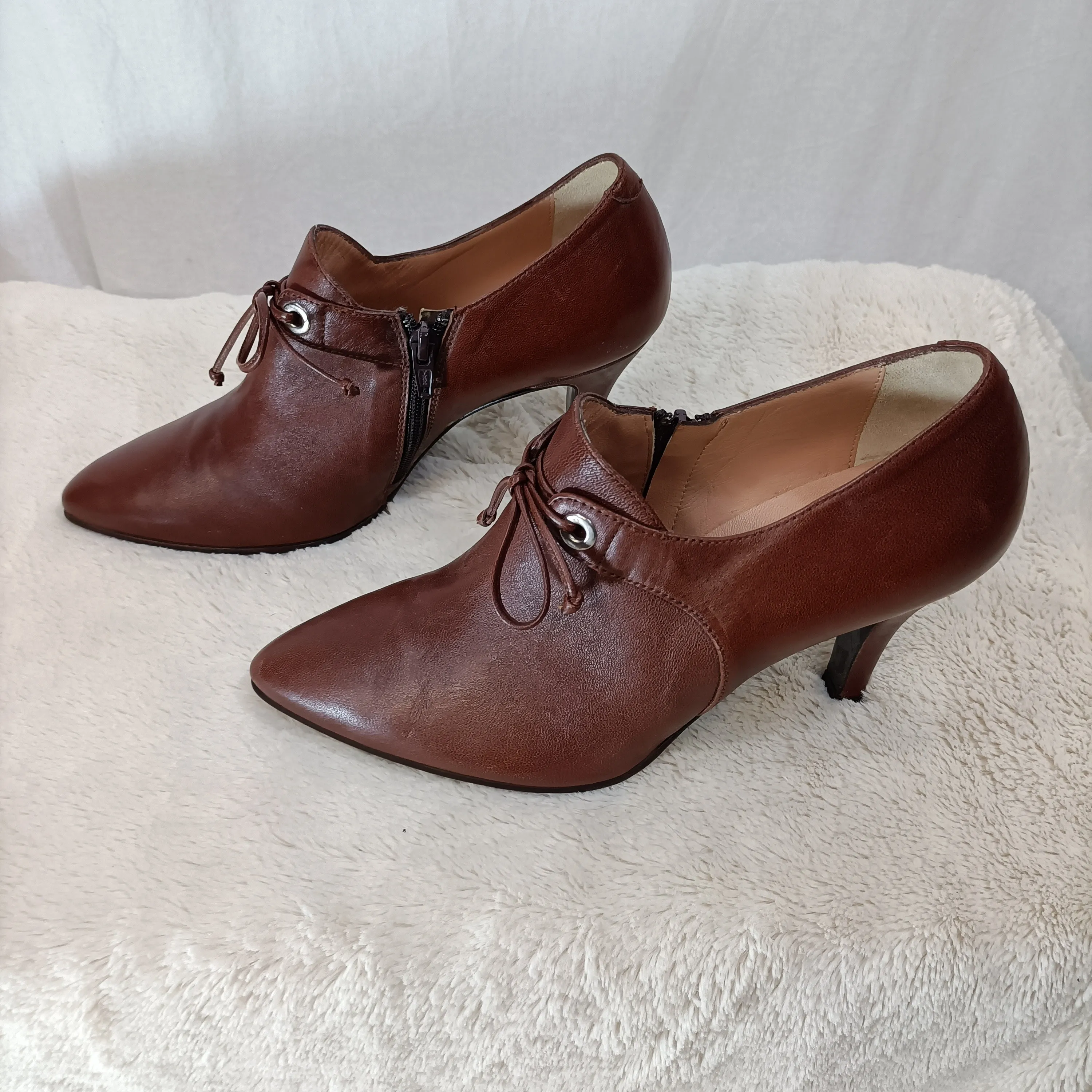 Bottines à talons en cuir - Madeleine - Pointure 38