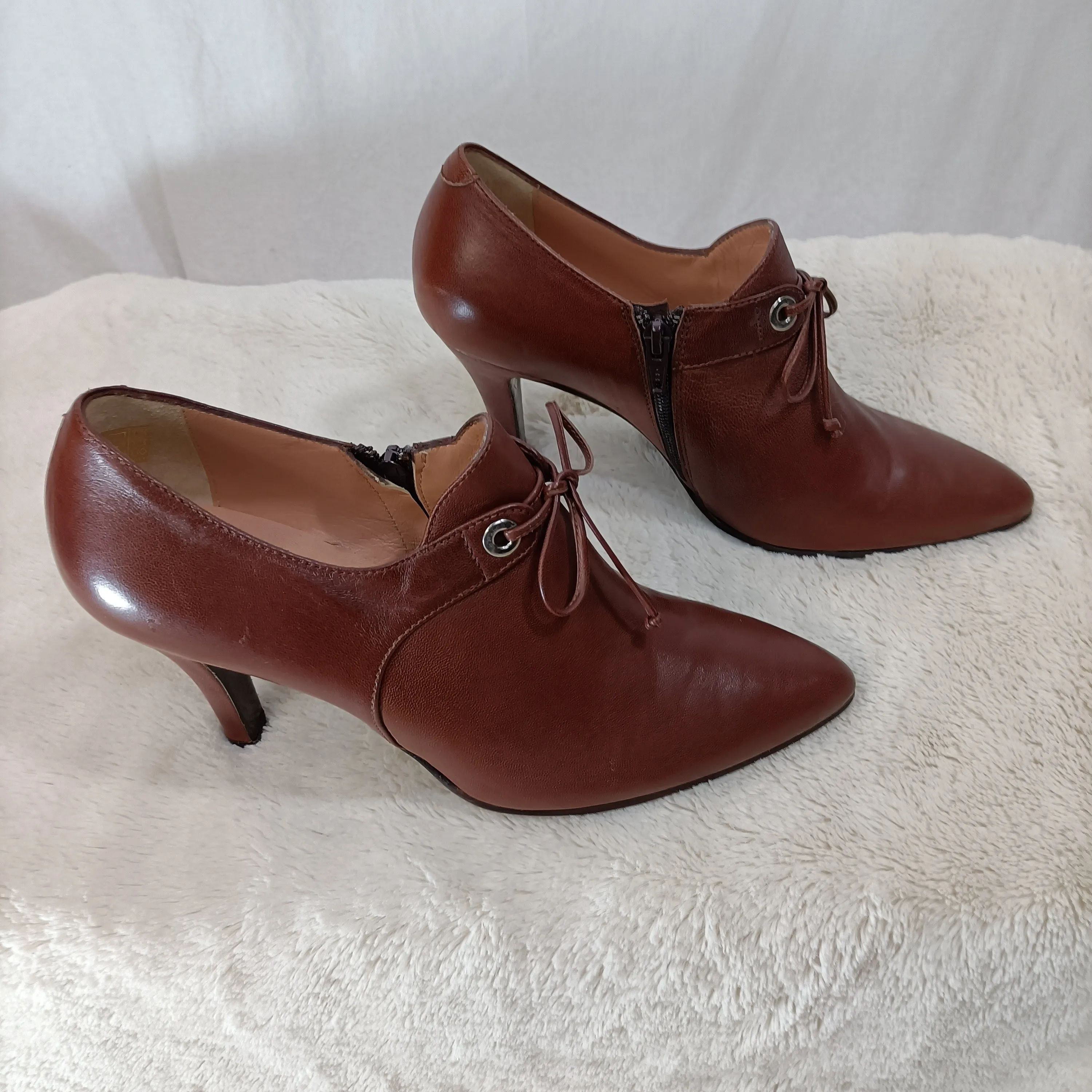 Bottines à talons en cuir - Madeleine - Pointure 38