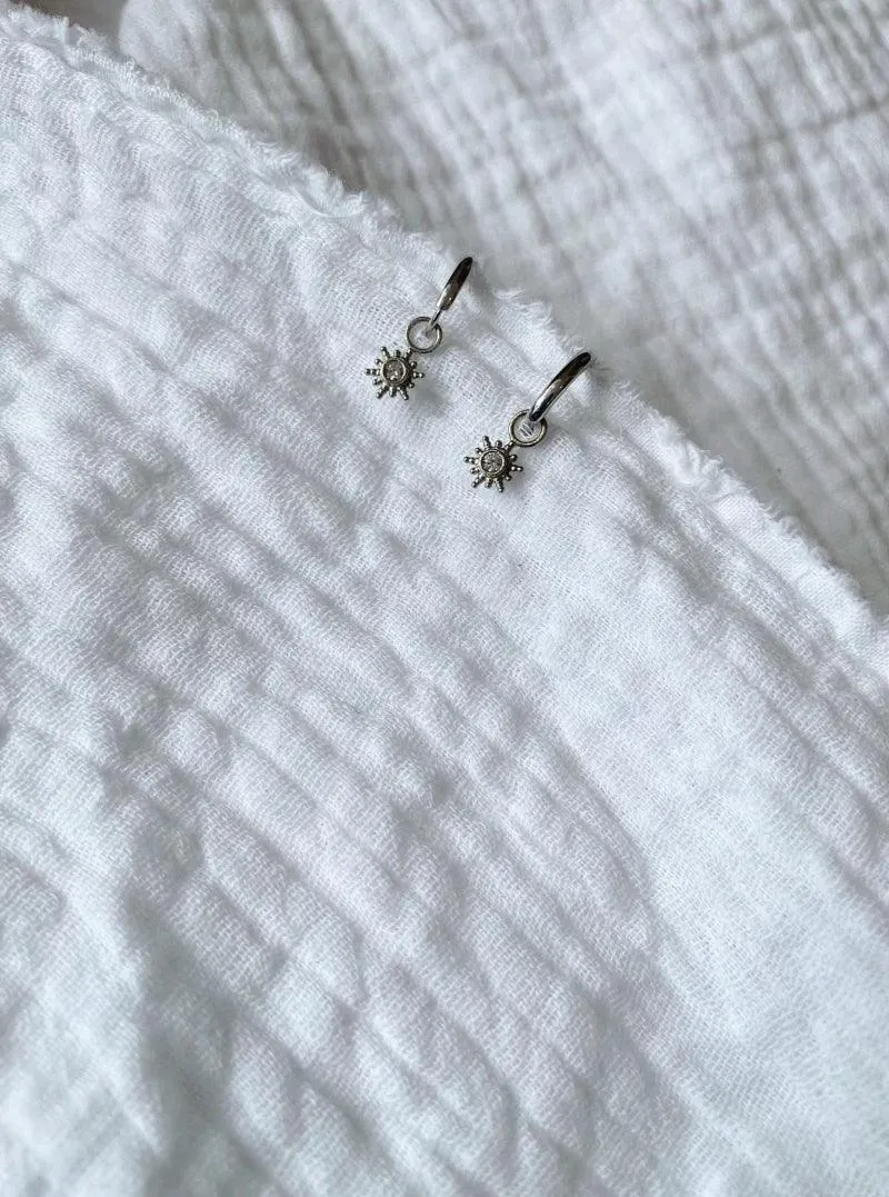 Boucles d’oreilles dorées ou argentées - Mini sun