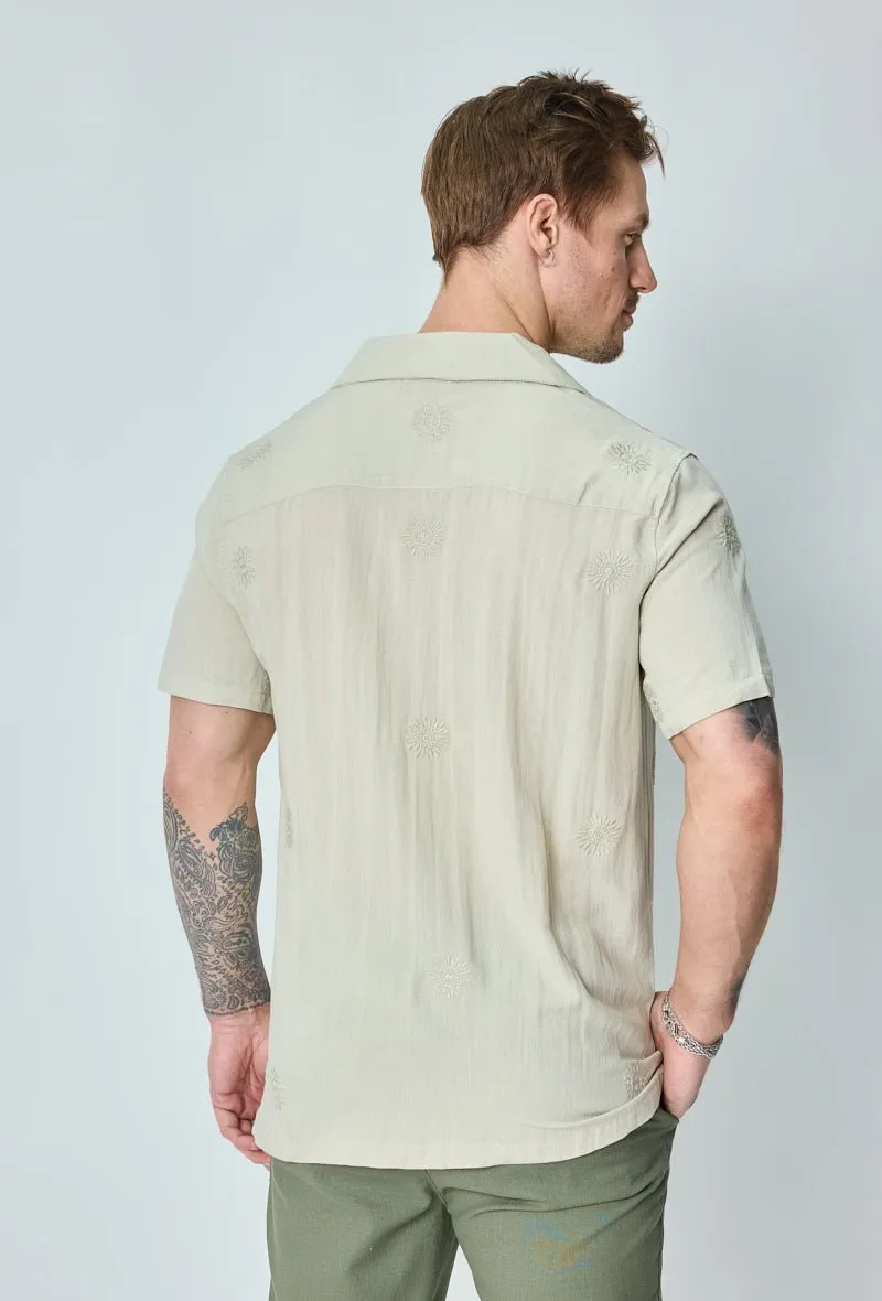 Chemise manches courtes à motifs fleuris
