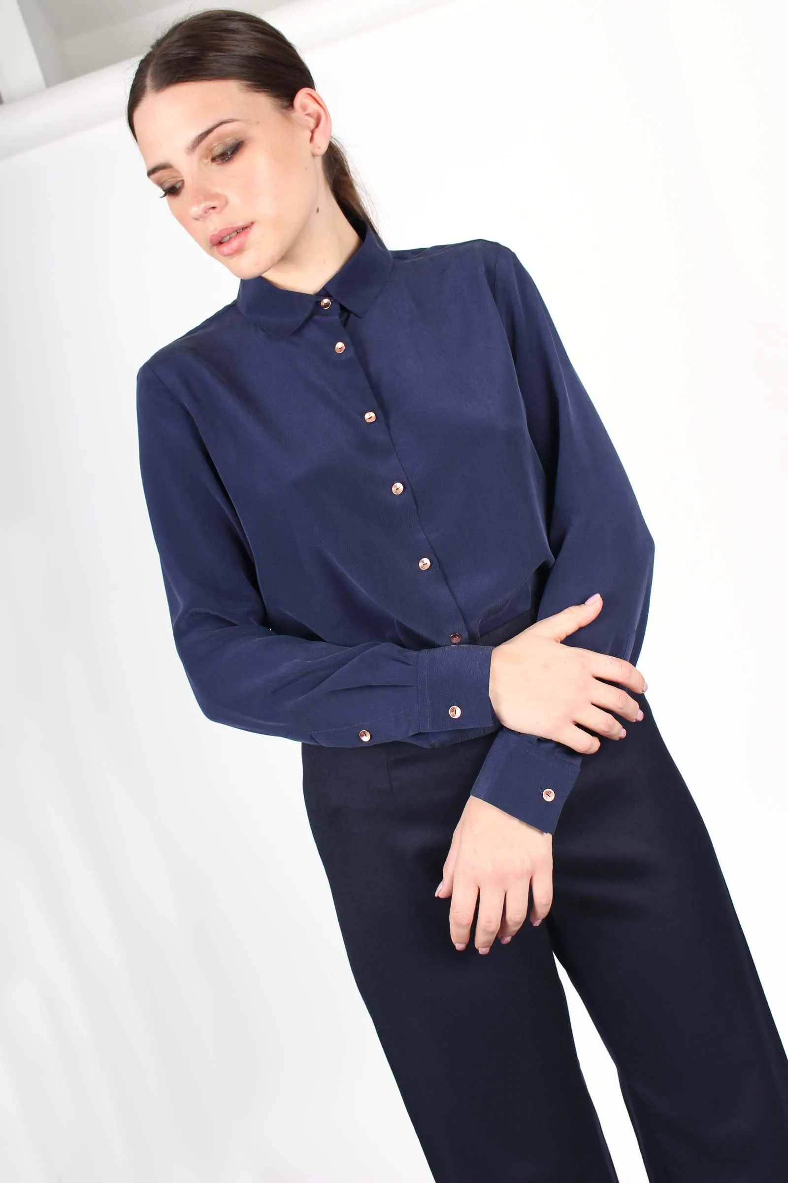 Chemisier femme bleu marine en soie Géraldine