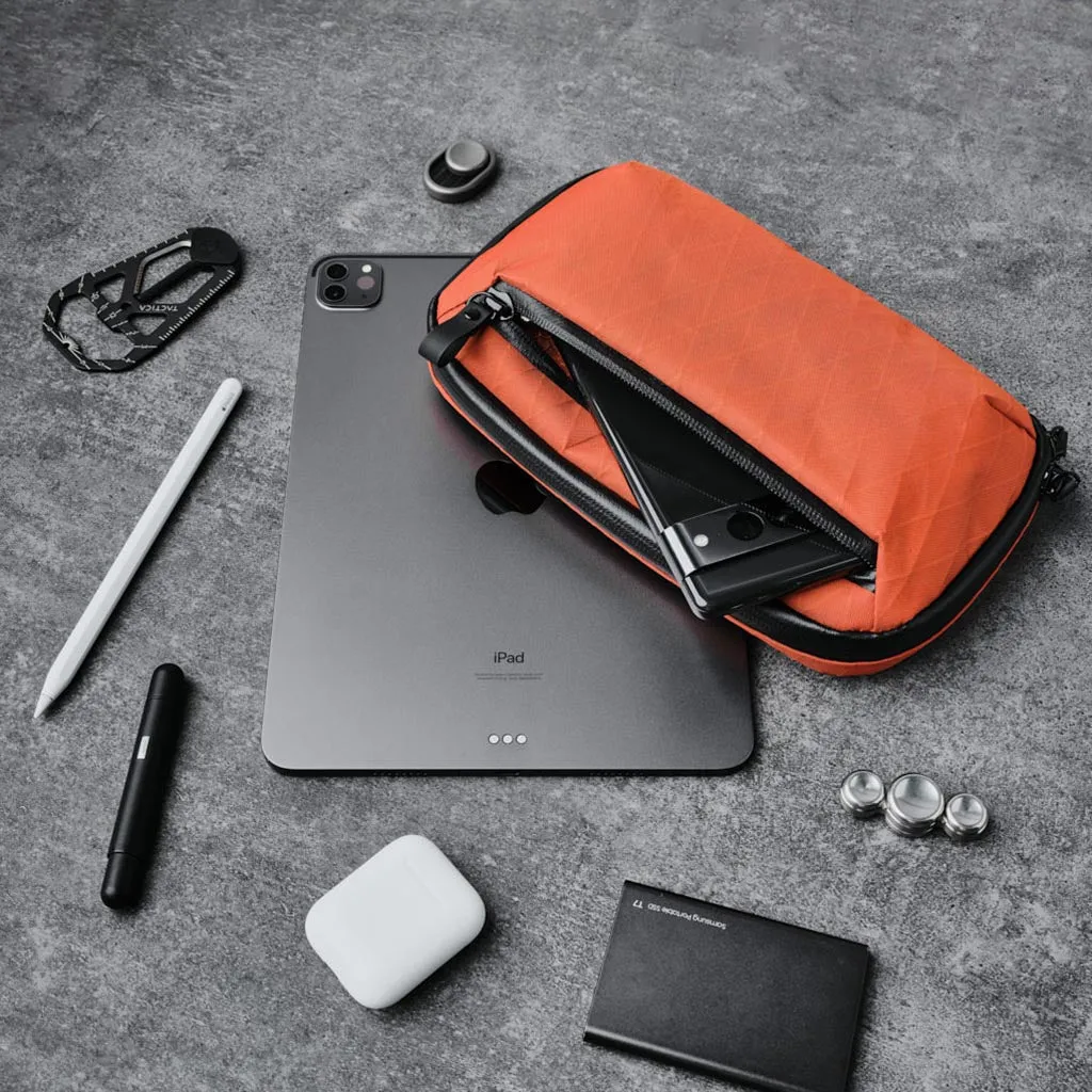 Elements Tech Case Mini