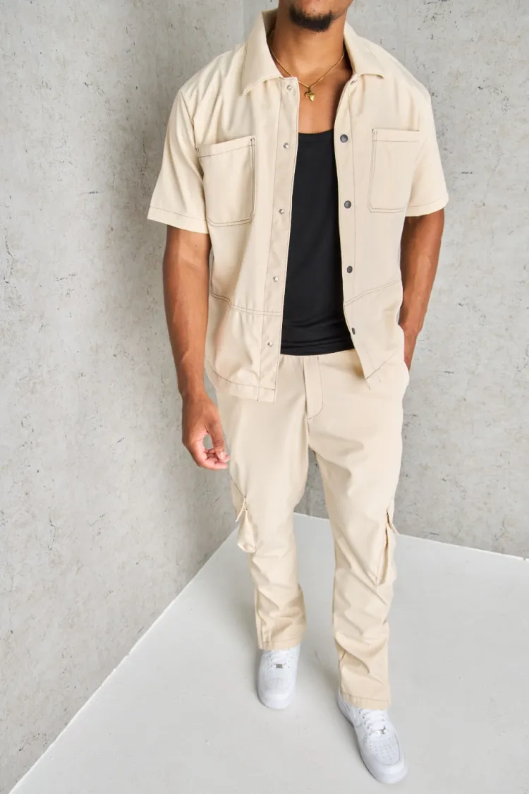 Ensemble 2 pièces chemise + pantalon cargo beige à coutures noires