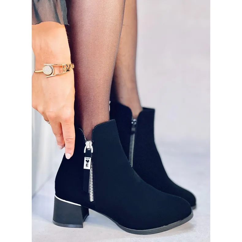 Leines Bottines noires à talons bas le noir