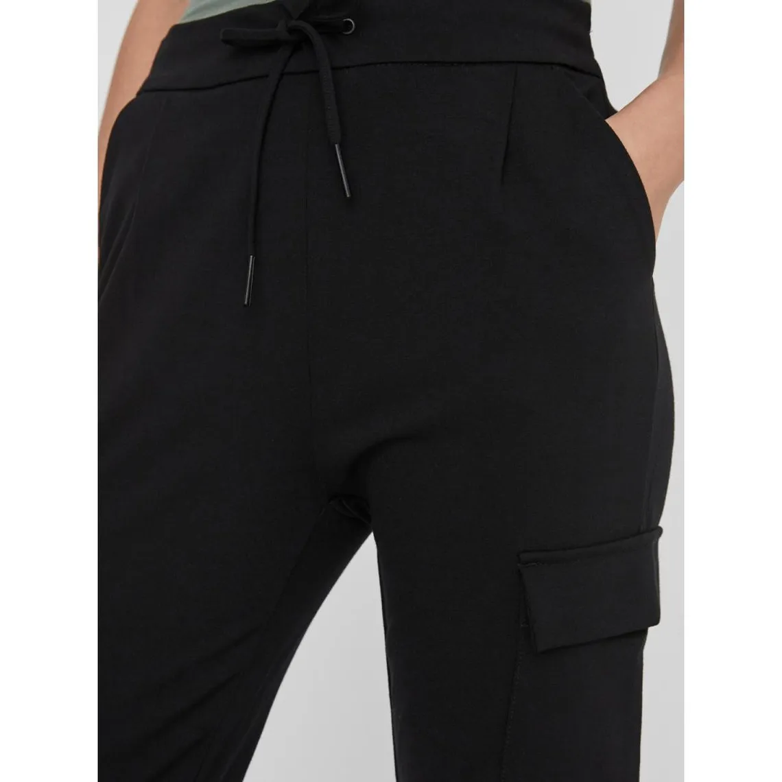 Pantalon cargo loose fit noir en viscose | 3 Suisses