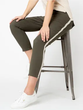 Pantalon Femme 7/8 Esprit Cargo Kaki tbs