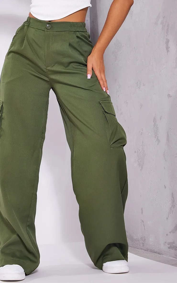 Petite Pantalon cargo style utilitaire kaki à pinces