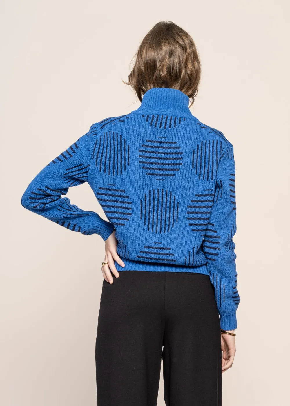 Pull col v en coton bio | bleu "japan miranda knitted sweater" Blue femme