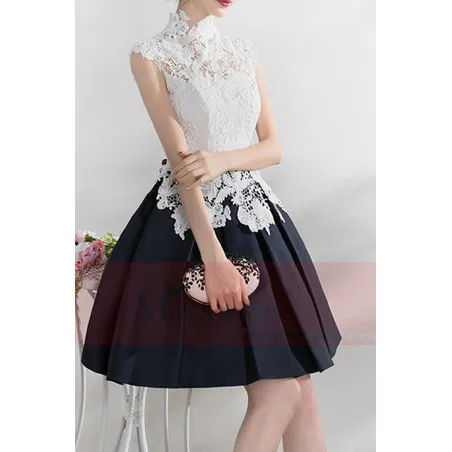 robe cocktail blanche et noire dentelle col montant