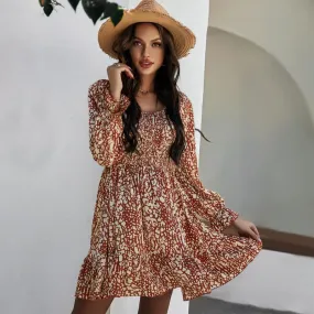 Robe cocktail bohème chic courte