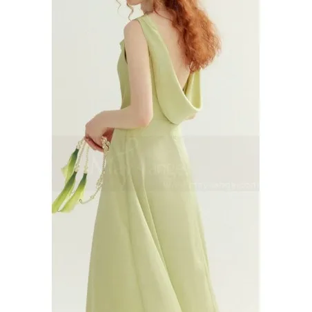 Robe cocktail long vert sauge glamour