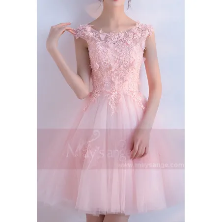 robe cocktail rose dentelle fleurs chic