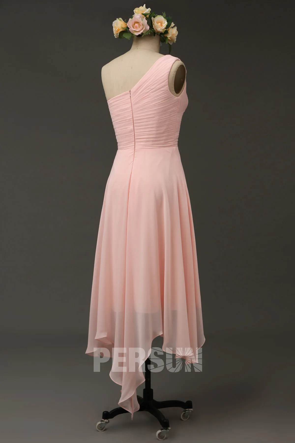 Robe rose poudré asymétrique courte devant pour cocktail mariage