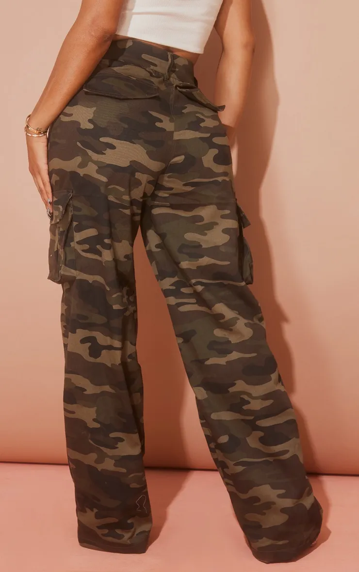 Shape Pantalon droit kaki style cargo imprimé camouflage à détail zip